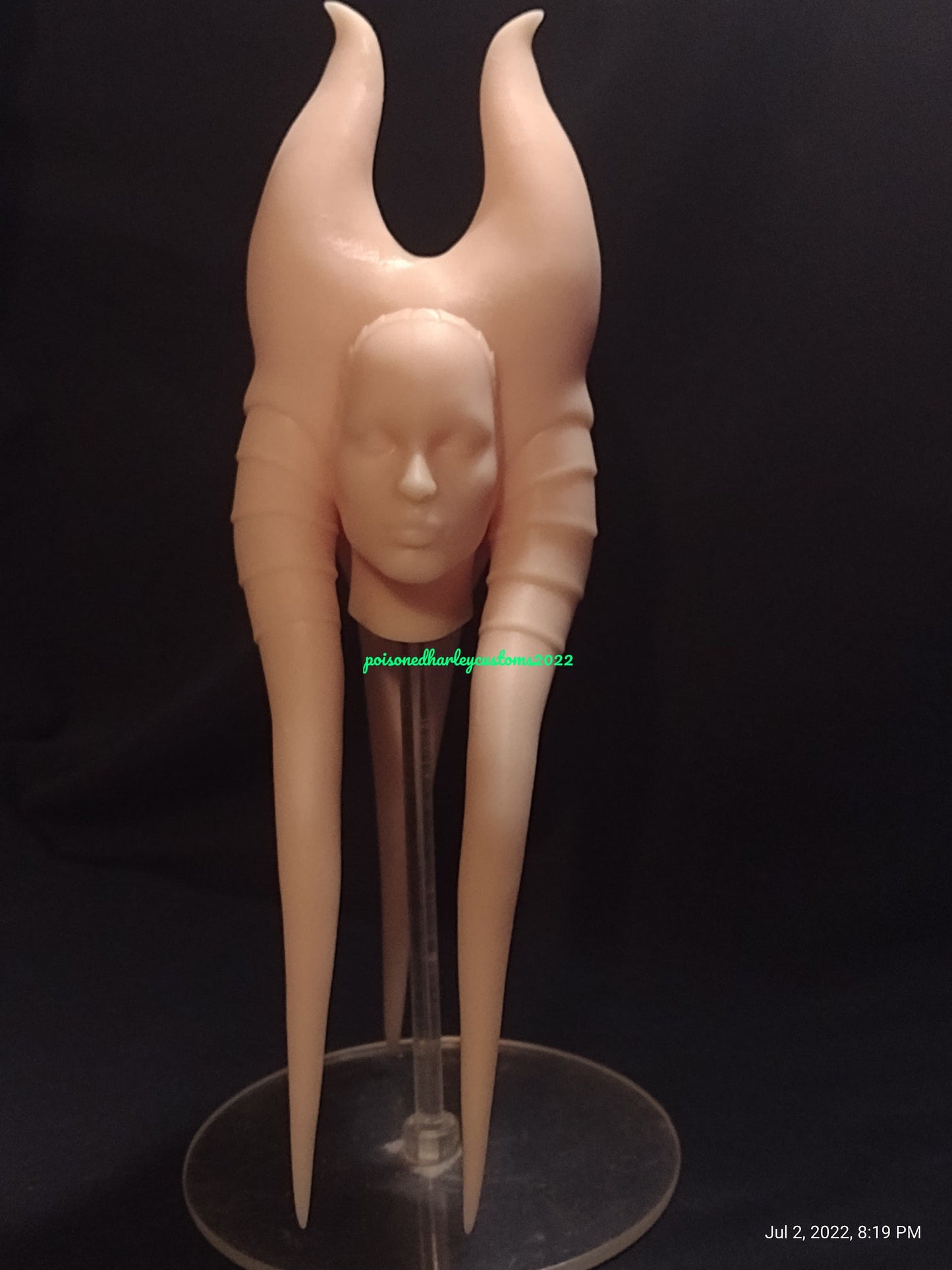 1/6 Shaak Ti Head Sculpt (with saber) - Custom Action Figure Accessory - Resin 3D Printed