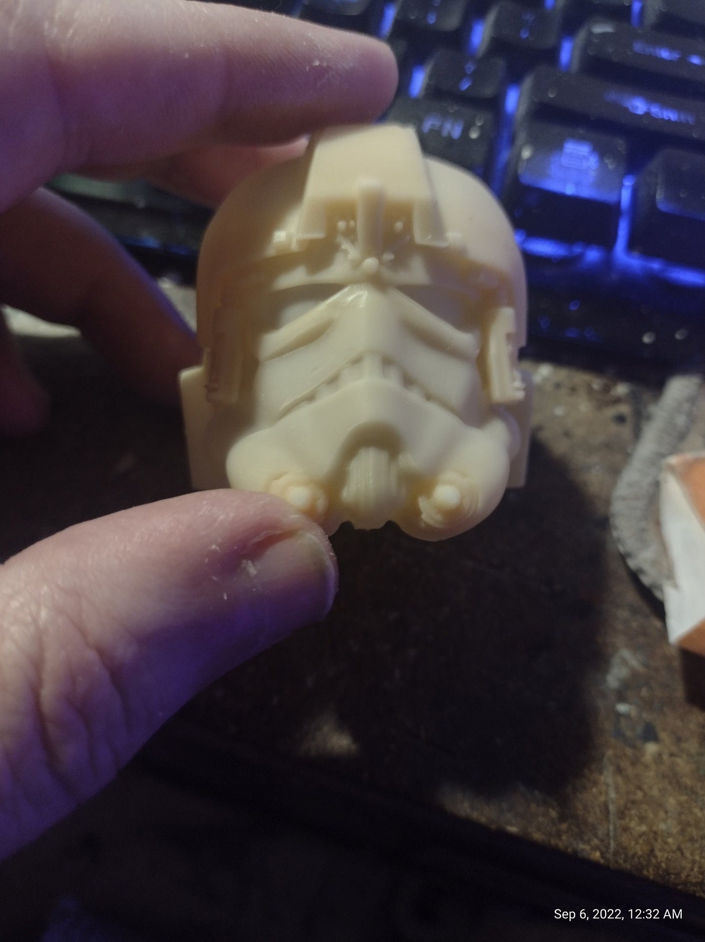 1/6 AT-AT Pilot Helmet - Custom Action Figure Accessory - Resin 3D Printed