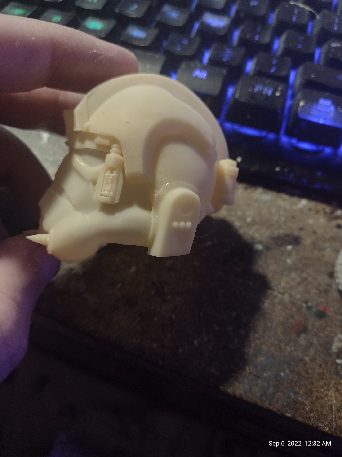 1/6 AT-AT Pilot Helmet - Custom Action Figure Accessory - Resin 3D Printed