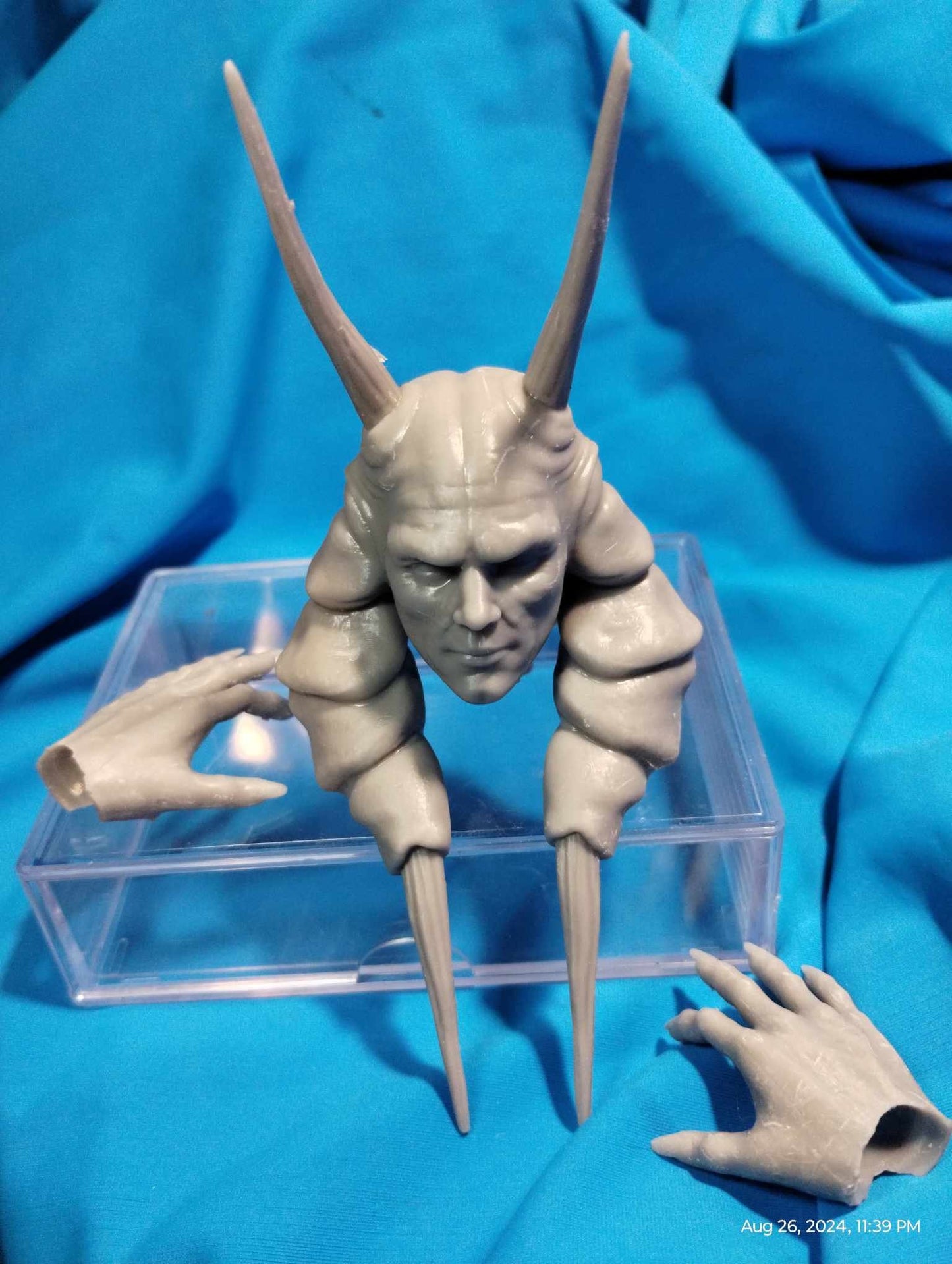 1/6 Mas Amedda Head Sculpt v2 (with hands) - Custom Action Figure Accessory - Resin 3D Printed - OBO