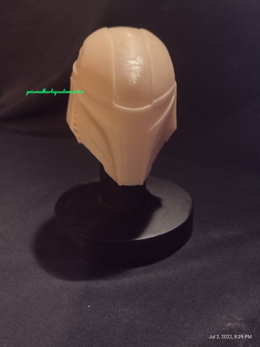 1/6  Mandalorian Helmet (inspired v1) - Custom Action Figure Accessory - Resin 3D Printed