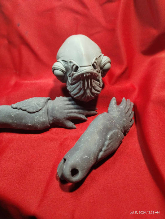 1/6 Admiral Ackbar Head Sculpt - Custom Action Figure Accessory - Resin 3D Printed