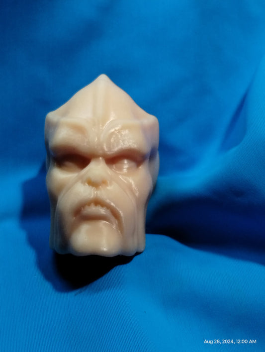 1/6 Tarados Gon Jedi Head Sculpt with hands - Custom Action Figure Accessory - Resin 3D Printed